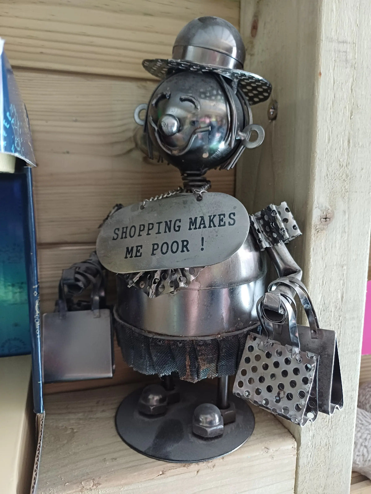 BONEYBOX WOMAN